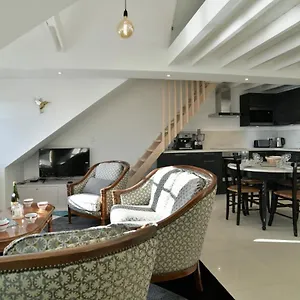 Appartement Lostra 2 - Avec Mezzanine, Front De A Sur Le Port De La Houle, Cancale